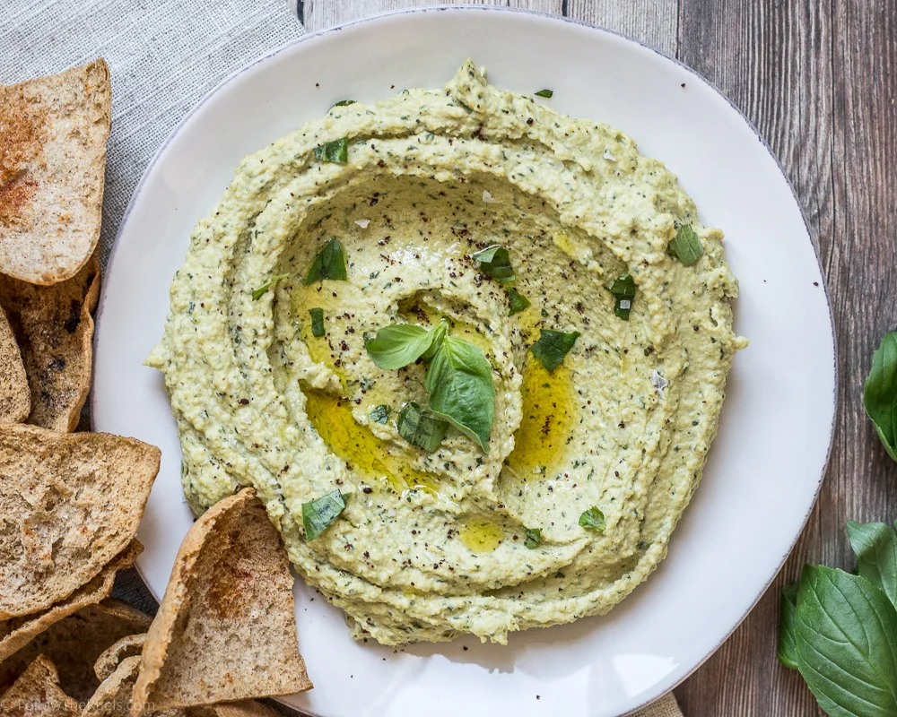 Pesto-Hummus2-3.jpg