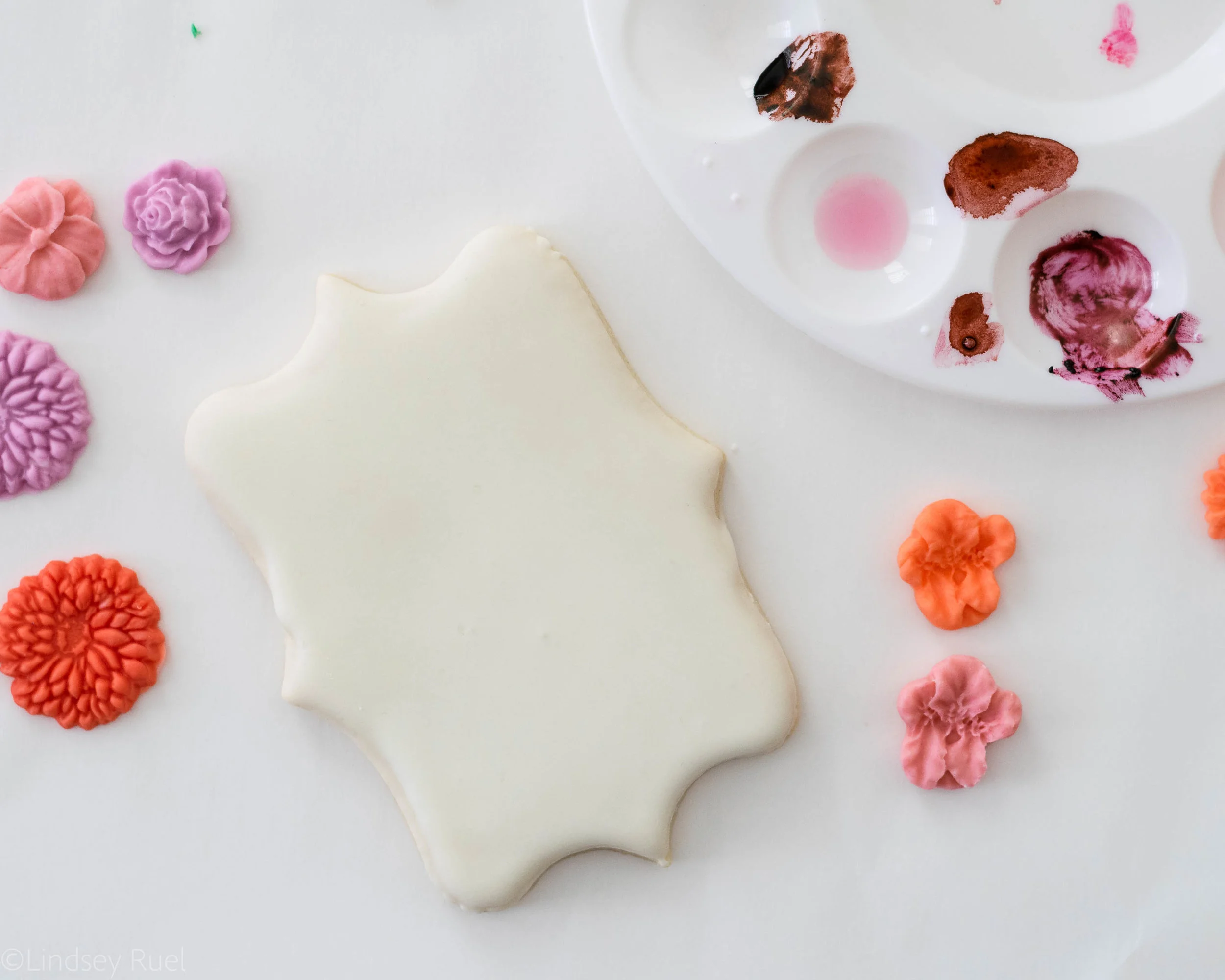 Fondant-Flower-Stem-Cookies-1.jpg