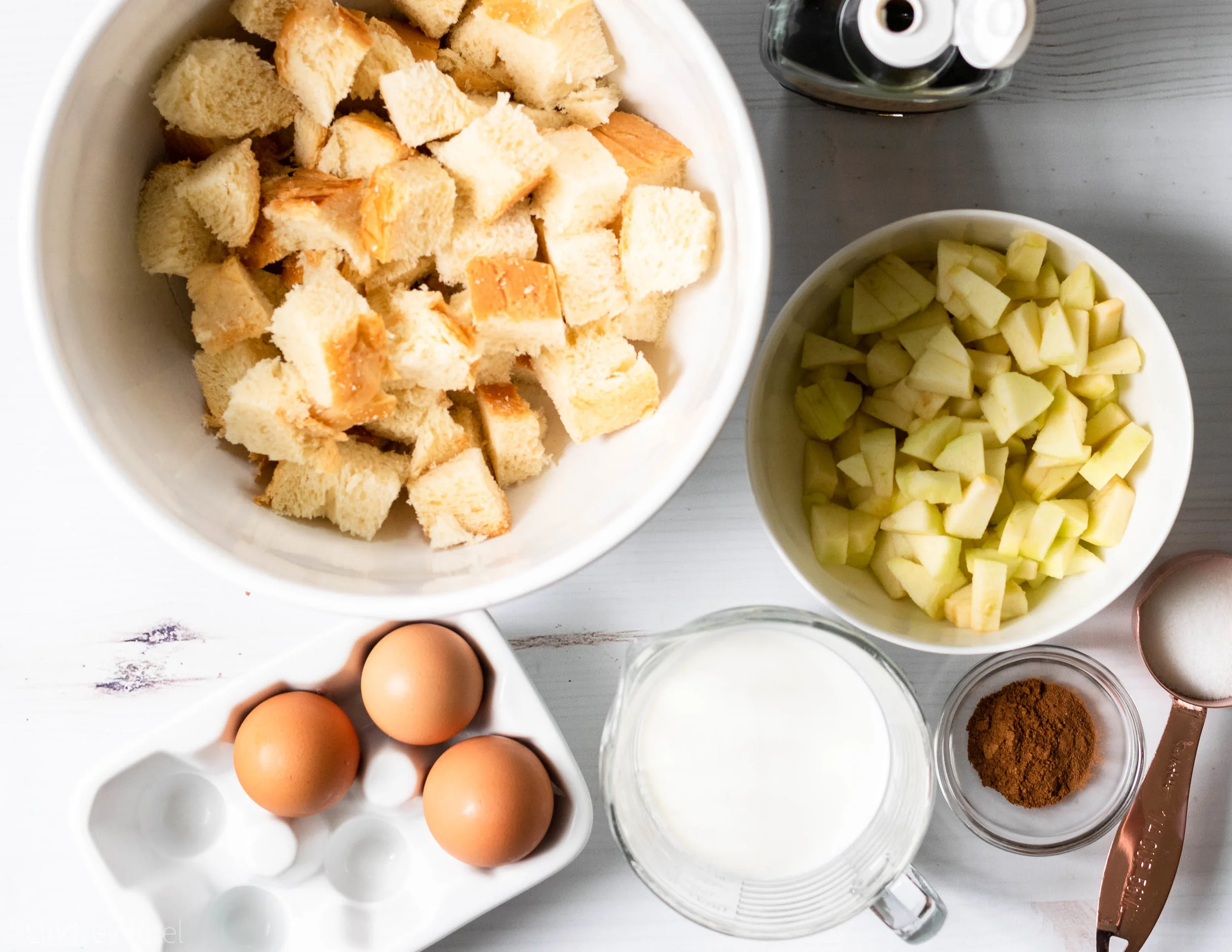 Cinnamon Apple Fench Toast Casserole-2.jpg