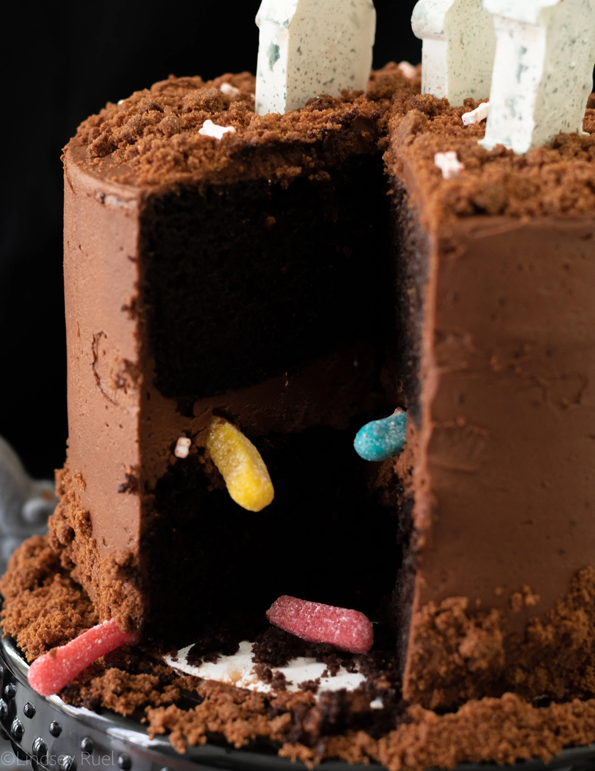 Graveyard Cake-12.jpg