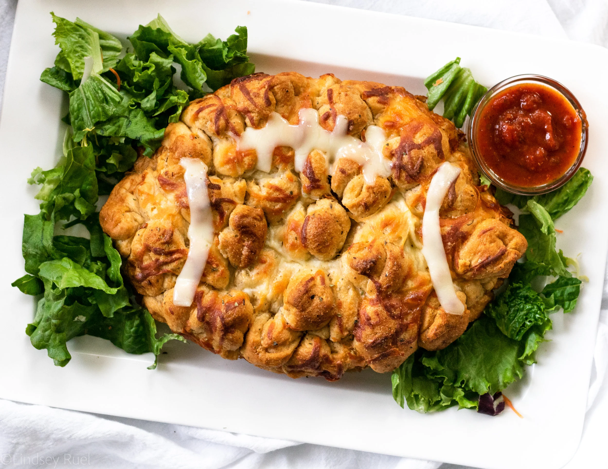Cheesy Garlic Monkey Bread-6.jpg