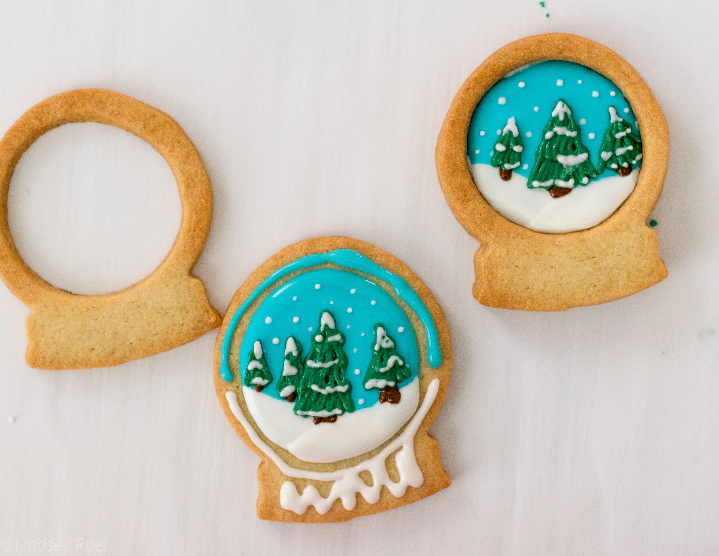Snow Globe Cookies-7.jpg
