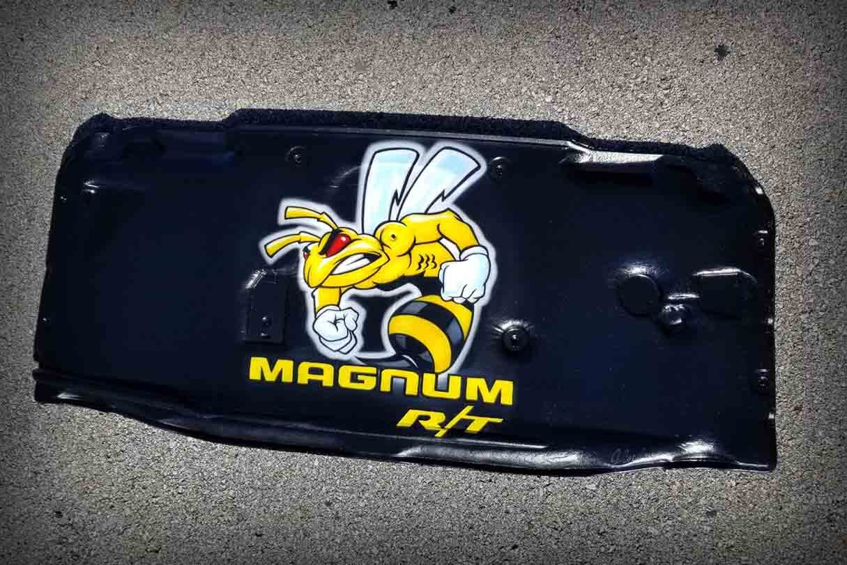 Dodge Magnum Hood Liner.jpg