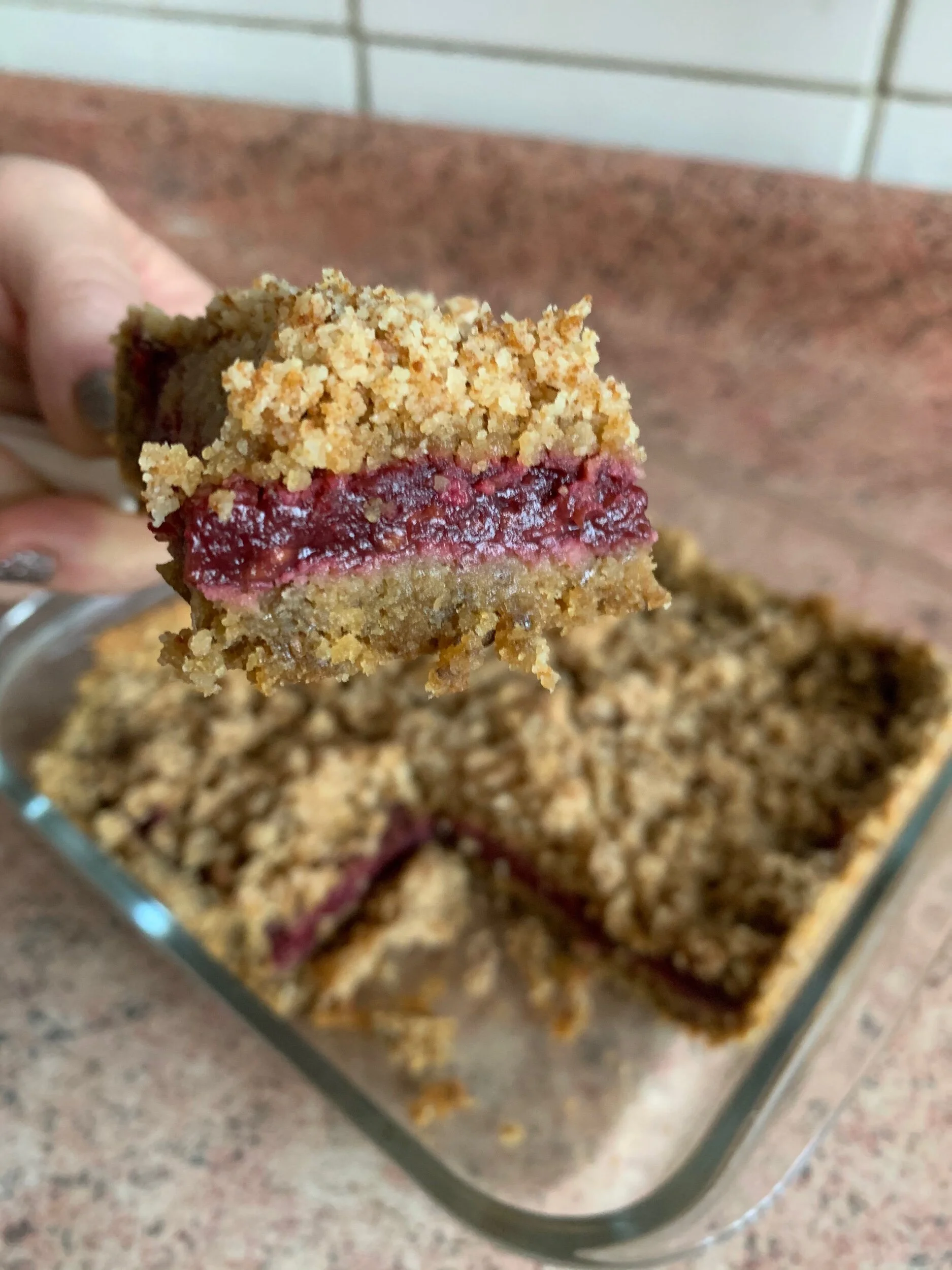 Crumble de almendras y frambuesas