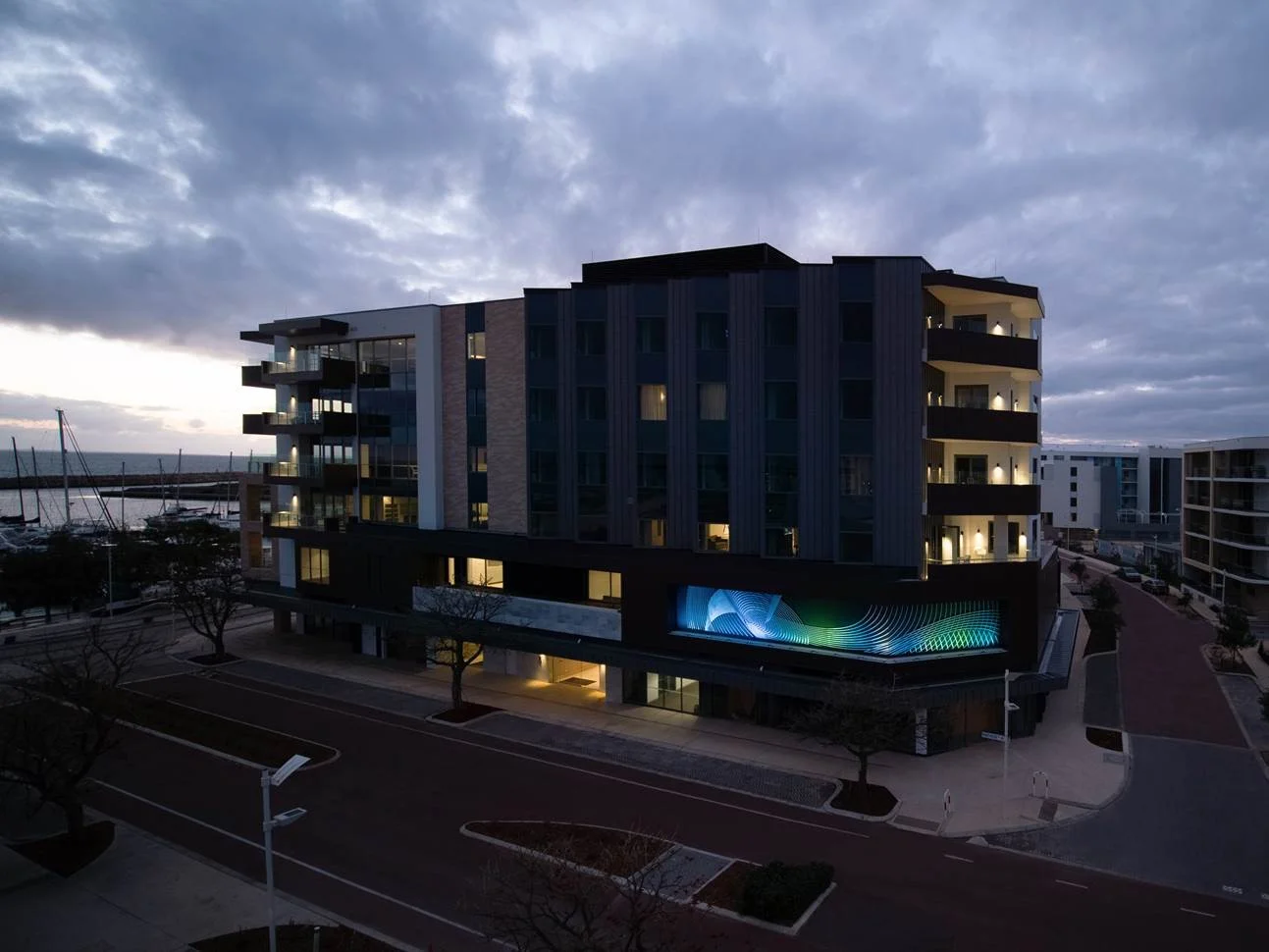 nightview 2.jpg