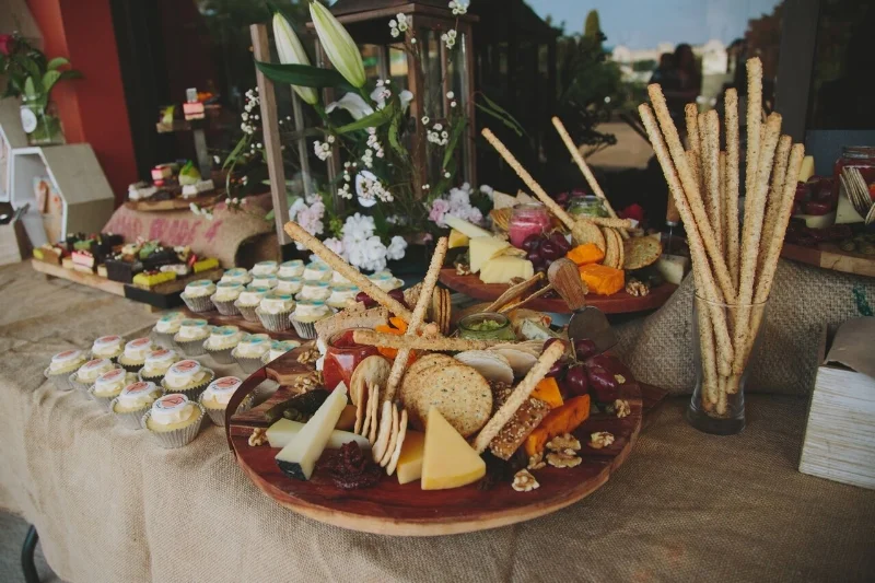 Grazing table.jpeg