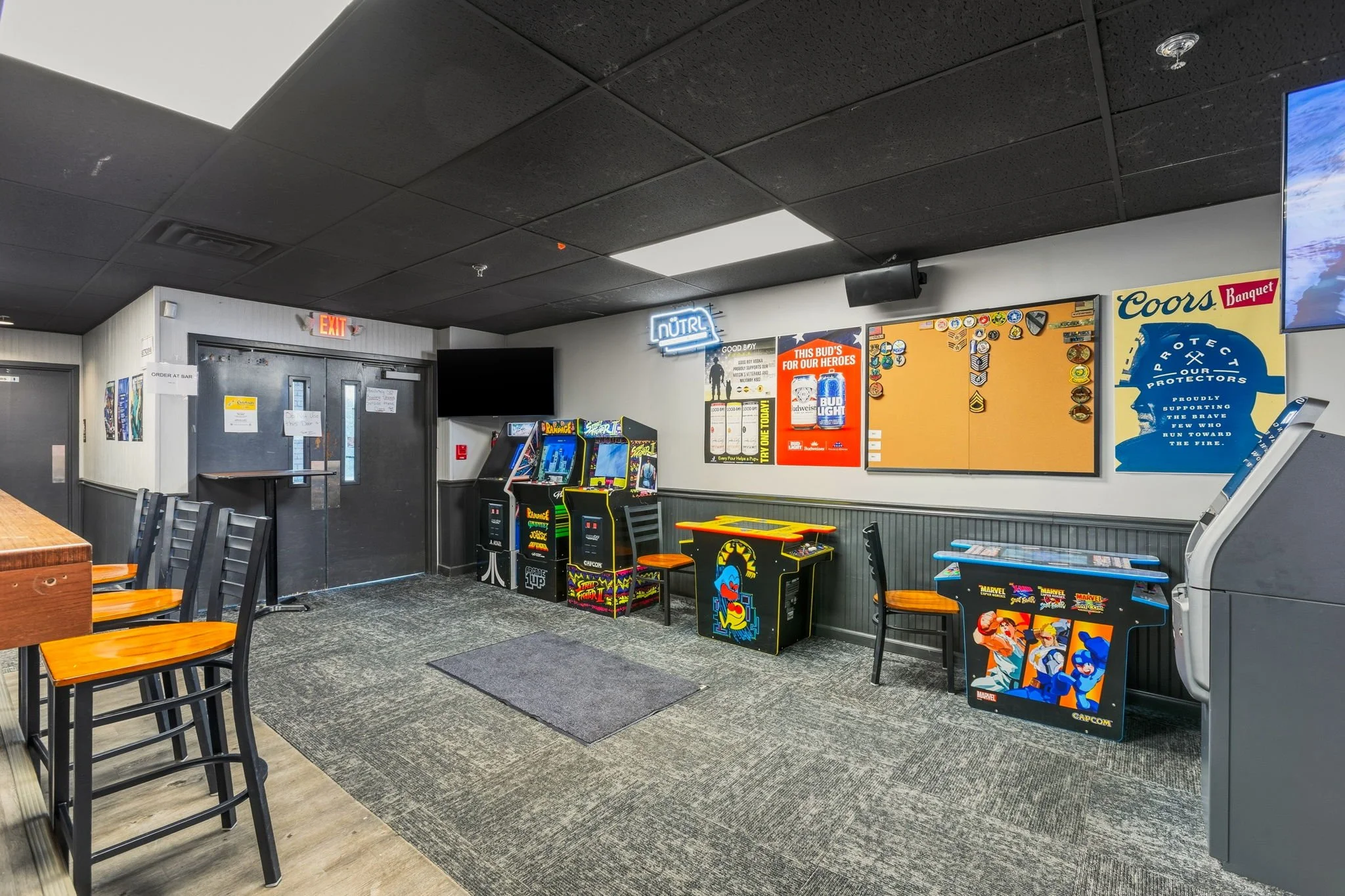 20-web-or-mls-601 Chateau Dr-020.jpg