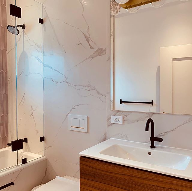 Just completed this luxury bathroom remodel. We love it&rsquo;s feminine elegance💗
.
.
.
#duravit #wallmounted #californiafaucets #californiadreaming #neptunebathtubs #tile #tileshower #tiles #acaciaglass #matteblack #interiordesignideas #bathroomde