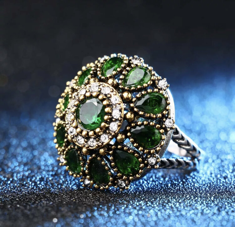 Antique Green Ring