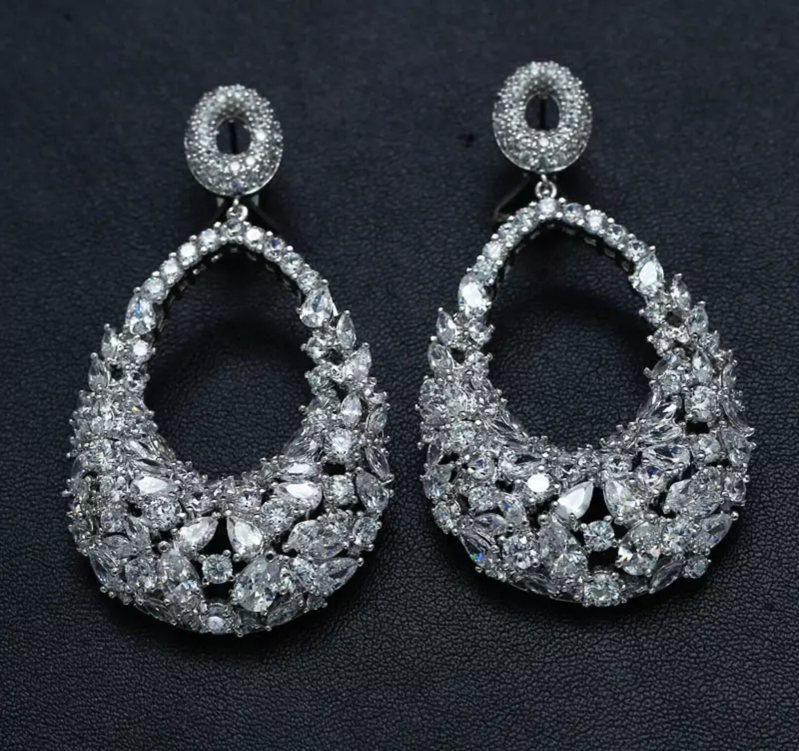 Queen Drop Earrings