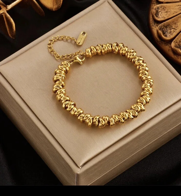 022ACE45-6283-40A2-9CE9-4120394A3A56