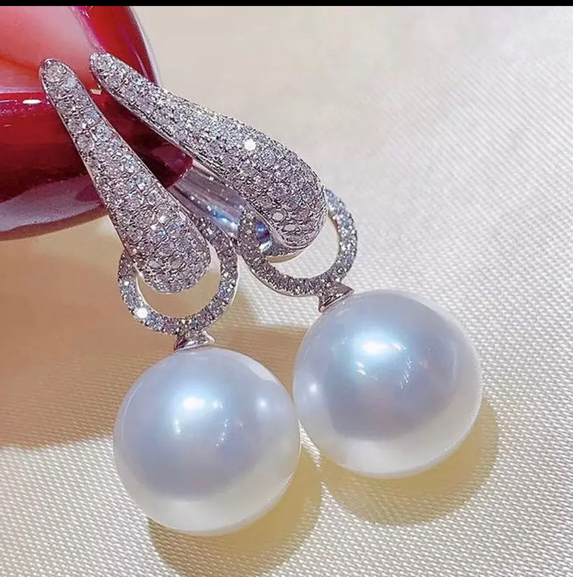 92565257-D8F7-4733-A347-EA312F607AA0