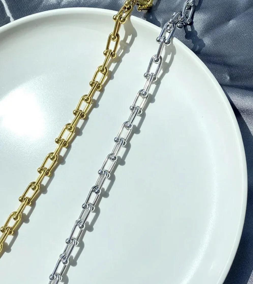 7E91671A-31B5-435B-938C-0EE902E1C4A8