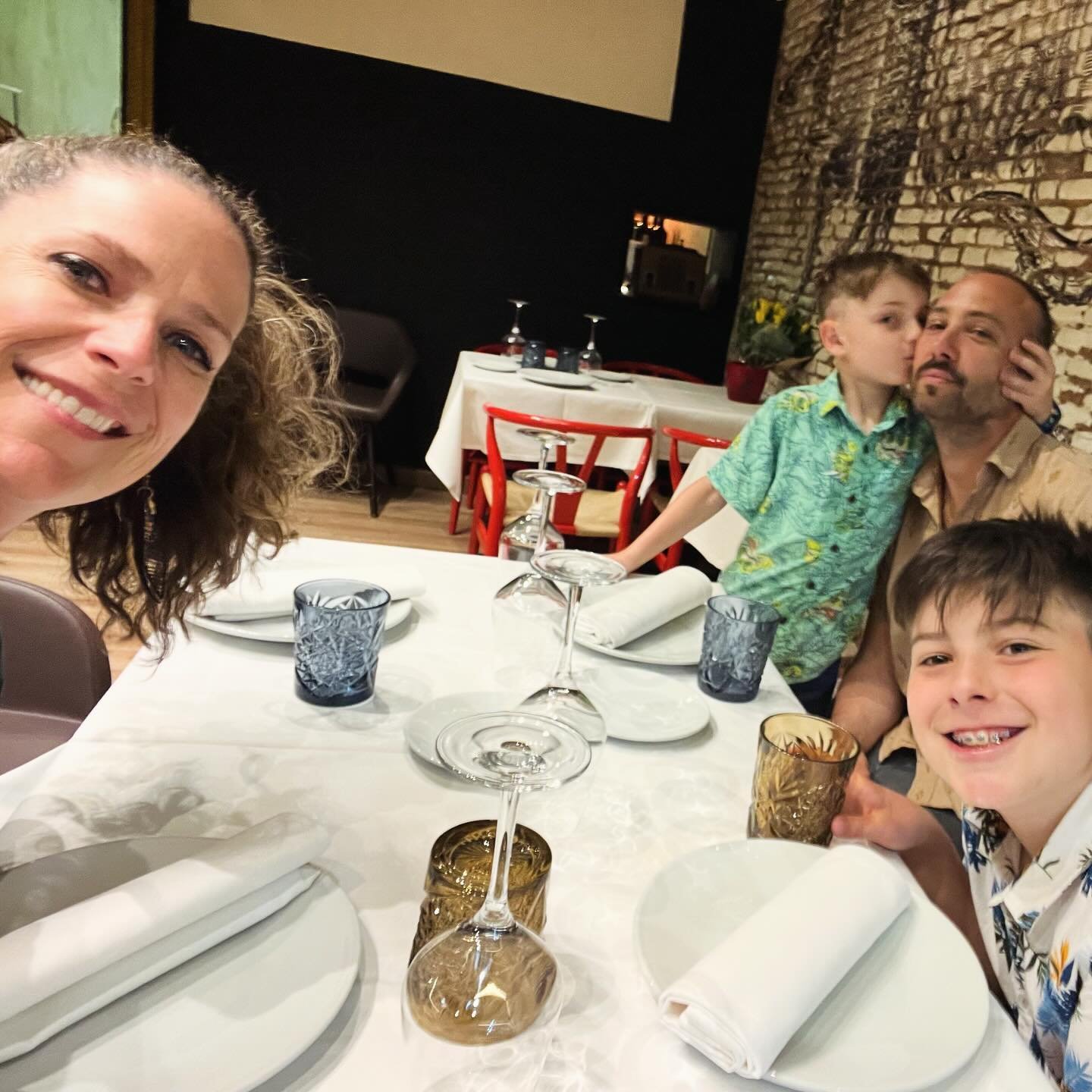 Last dinner in Madrid. What a fantastic family trip!!! Thank you @laquintadelcachuelo for a memorable and delicious meal! 
Not to mention - starting the day with churros and and ending with helado&hellip;
See you all state side soon!!!