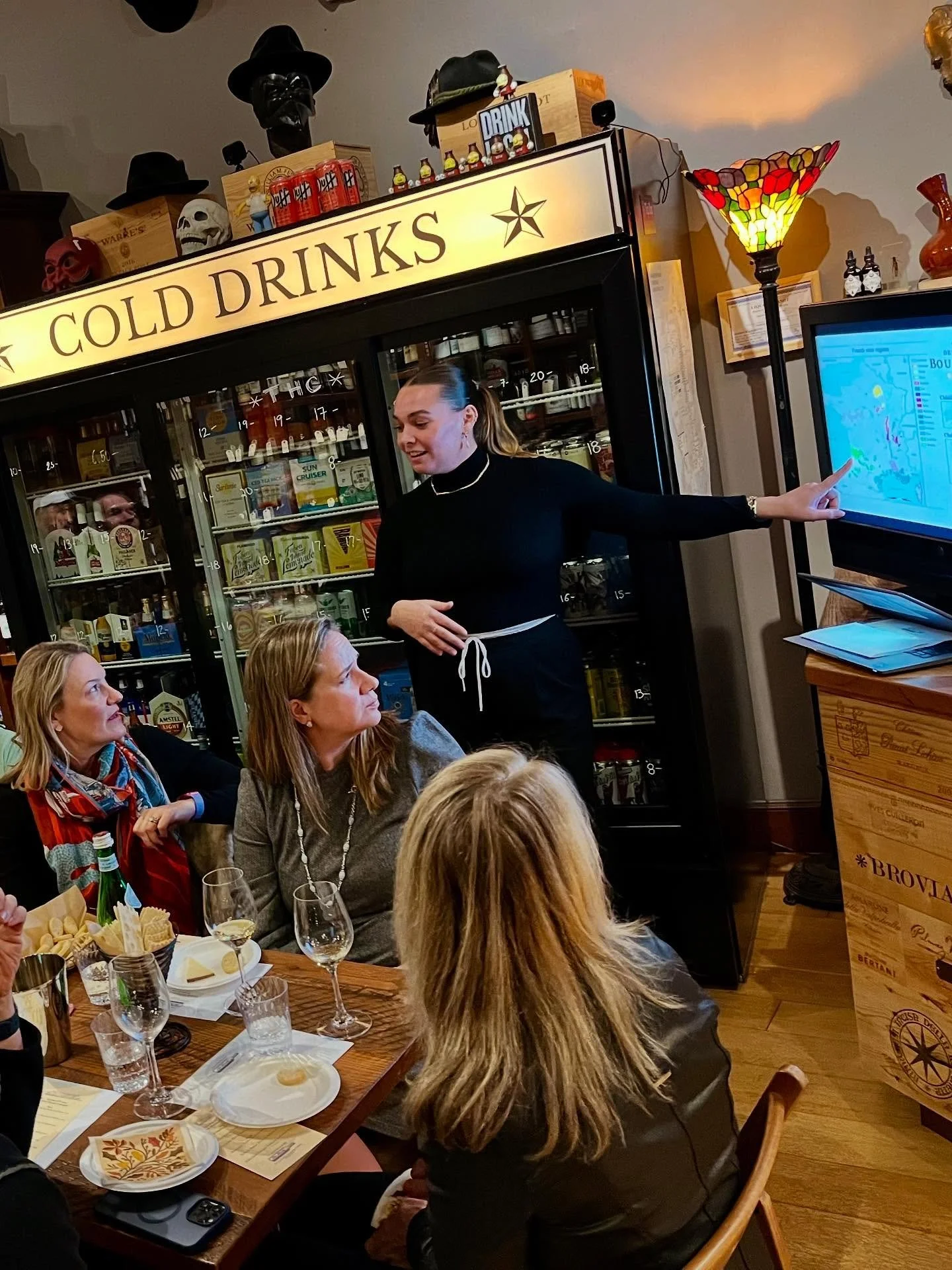 Domaine de Bellene Burgundy class was FANTASTIC!!! Thank you Manon &amp; @bobgaudreau for your hospitality and charm!  The wine was divine, the education legit &amp; all with great company. 

@domainedebellene