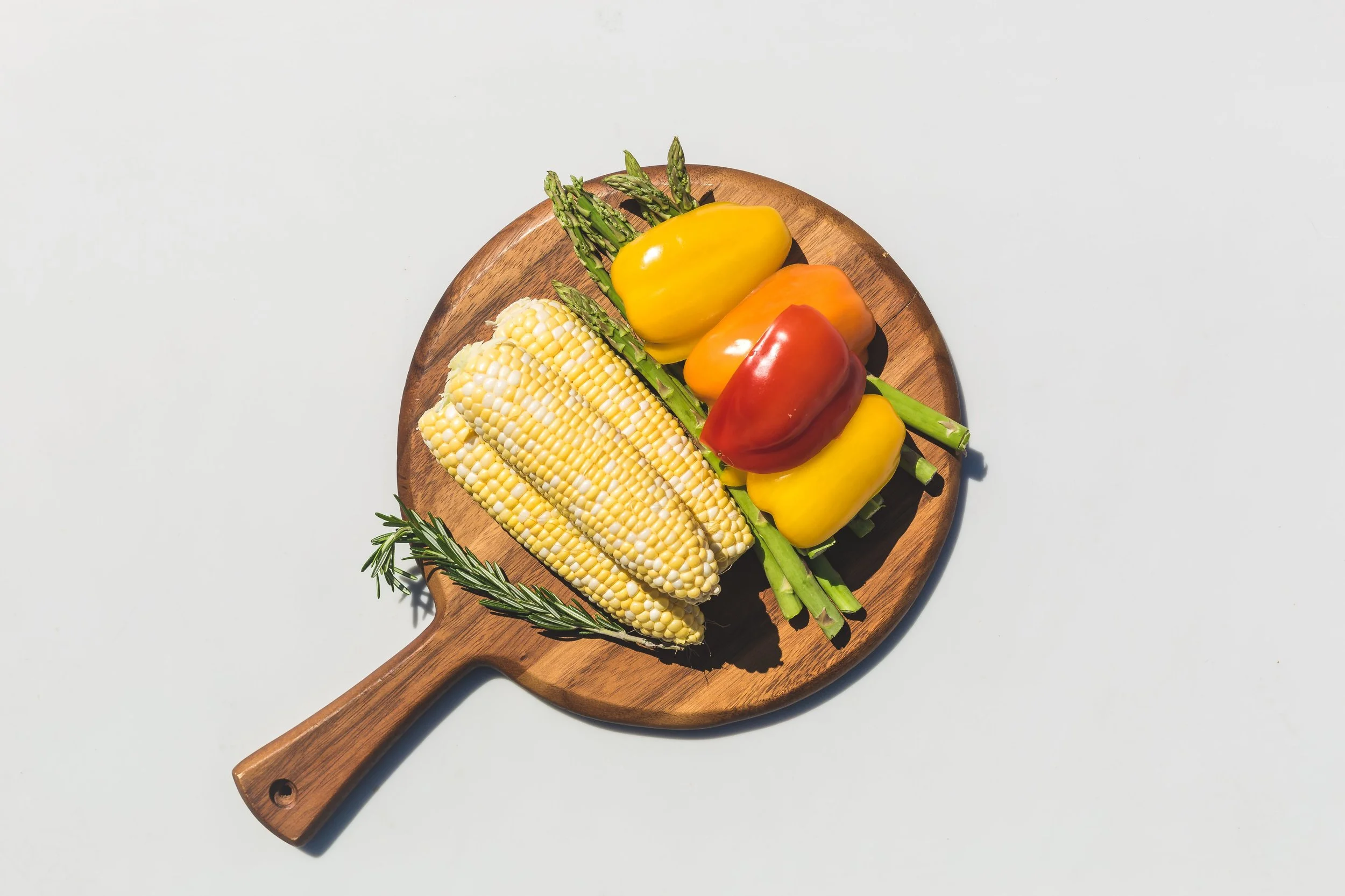 veggies-on-a-wooden-cutting-board-ready-to-be-grilled_4460x4460.jpg