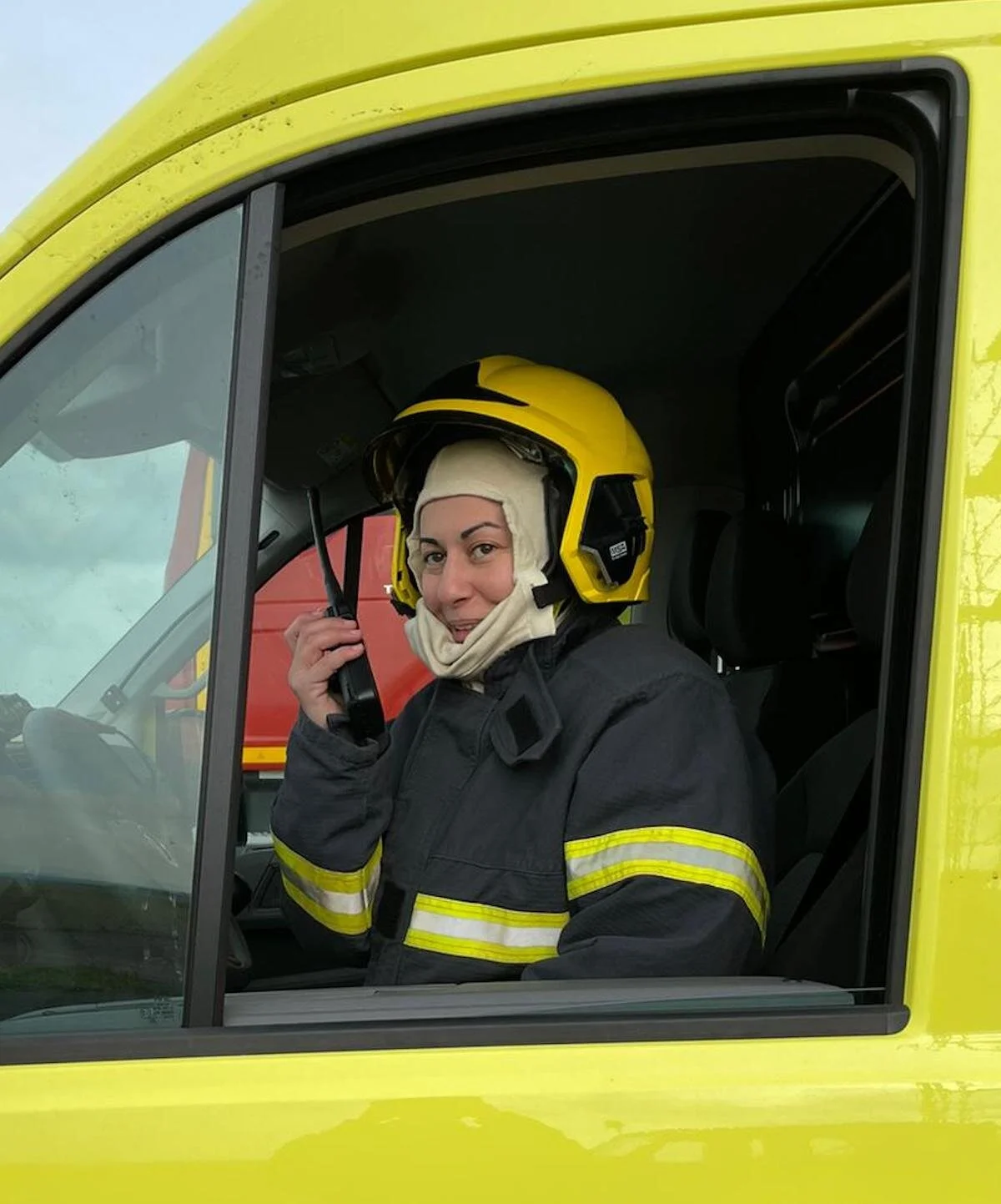 Myriam aux commandes de son équipe. Crédit photo : Lt. Lydie/armée de terre