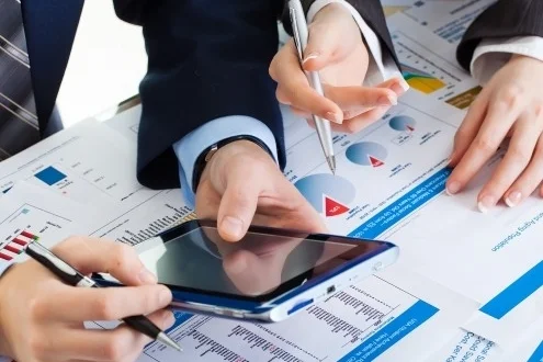 shutterstock_124525963-Investment-495x400.jpg