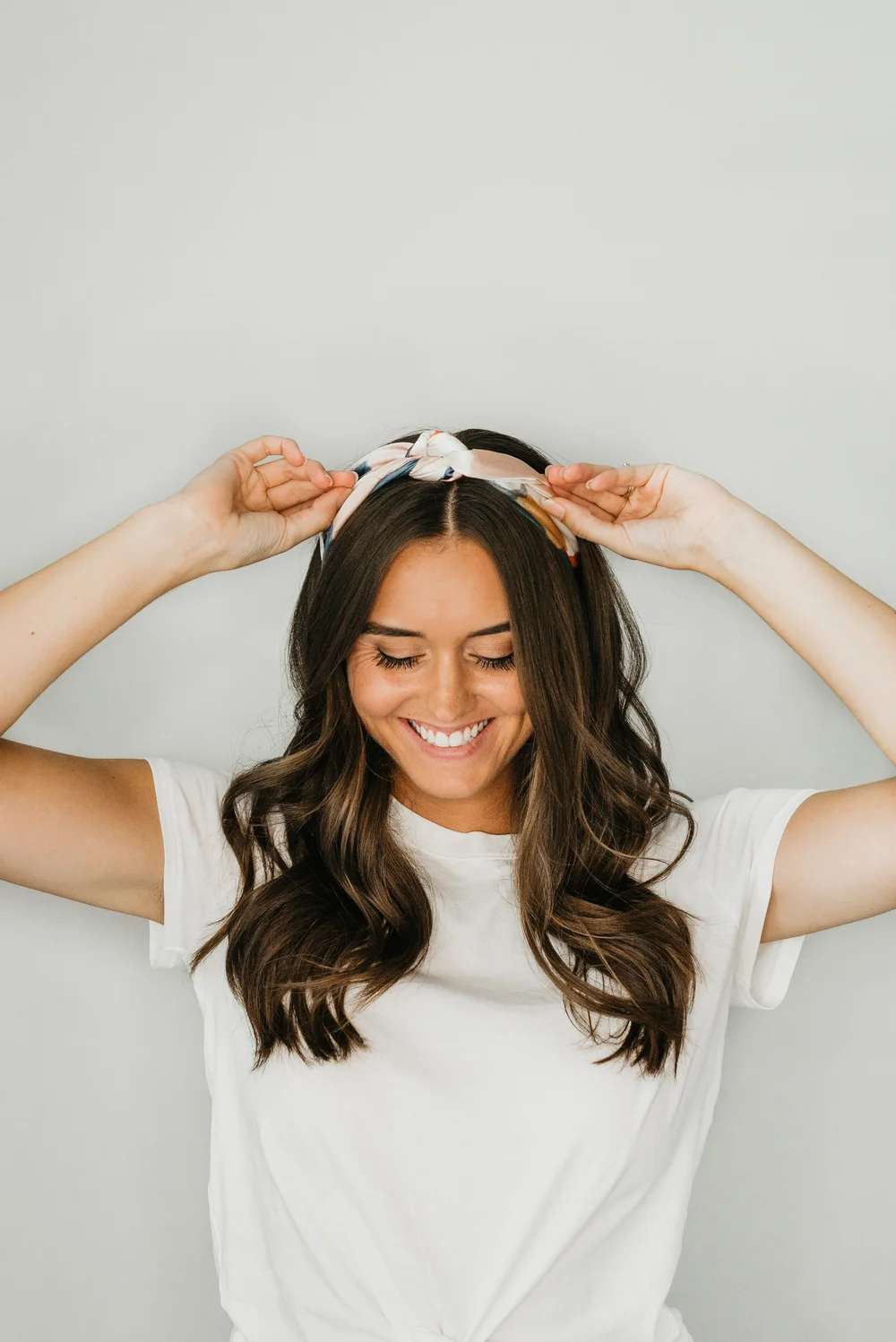 4 Ways To Style A Hair Bandana By Olivia Lee