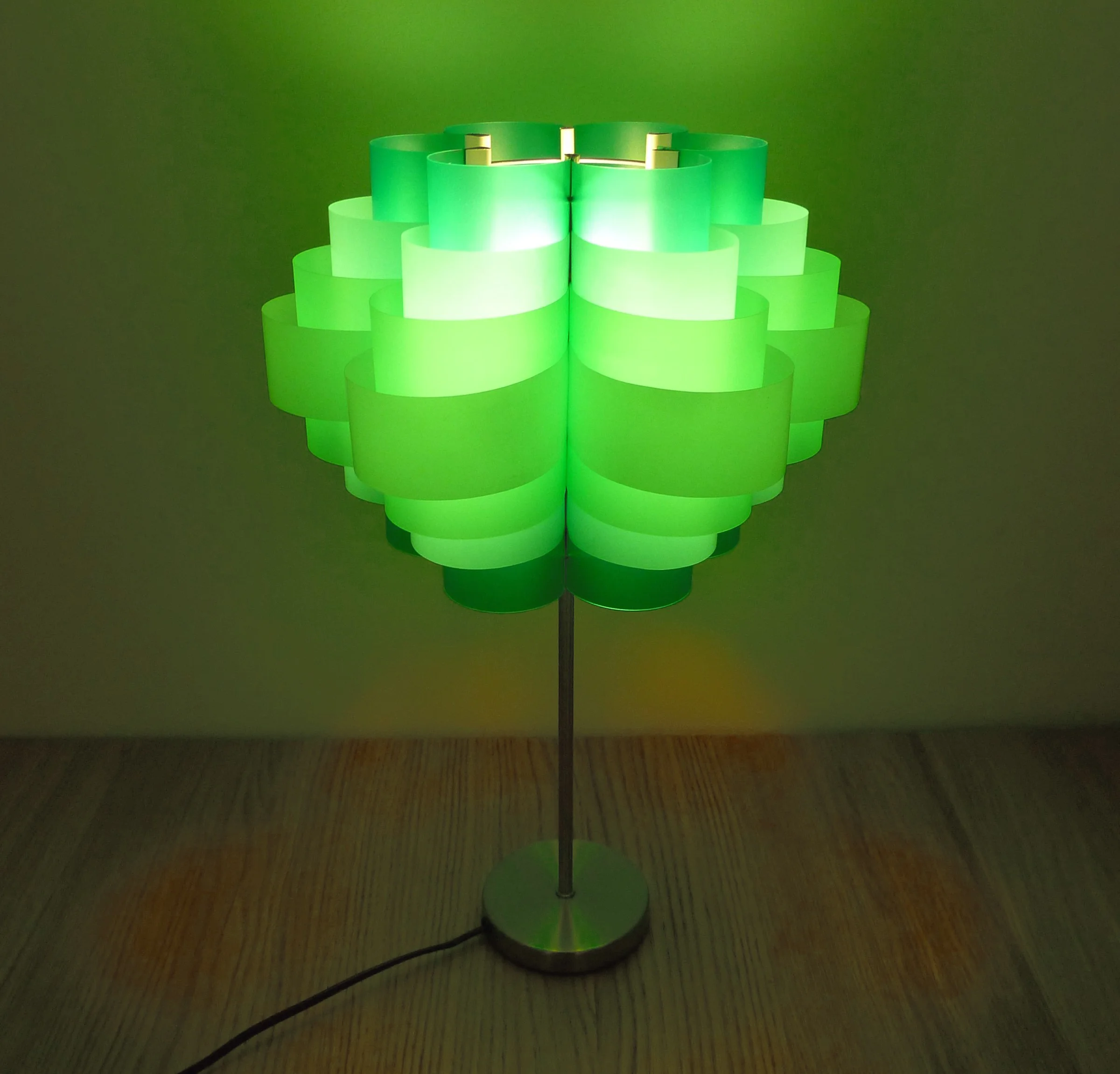 Daisy 12 Green 2a.jpg