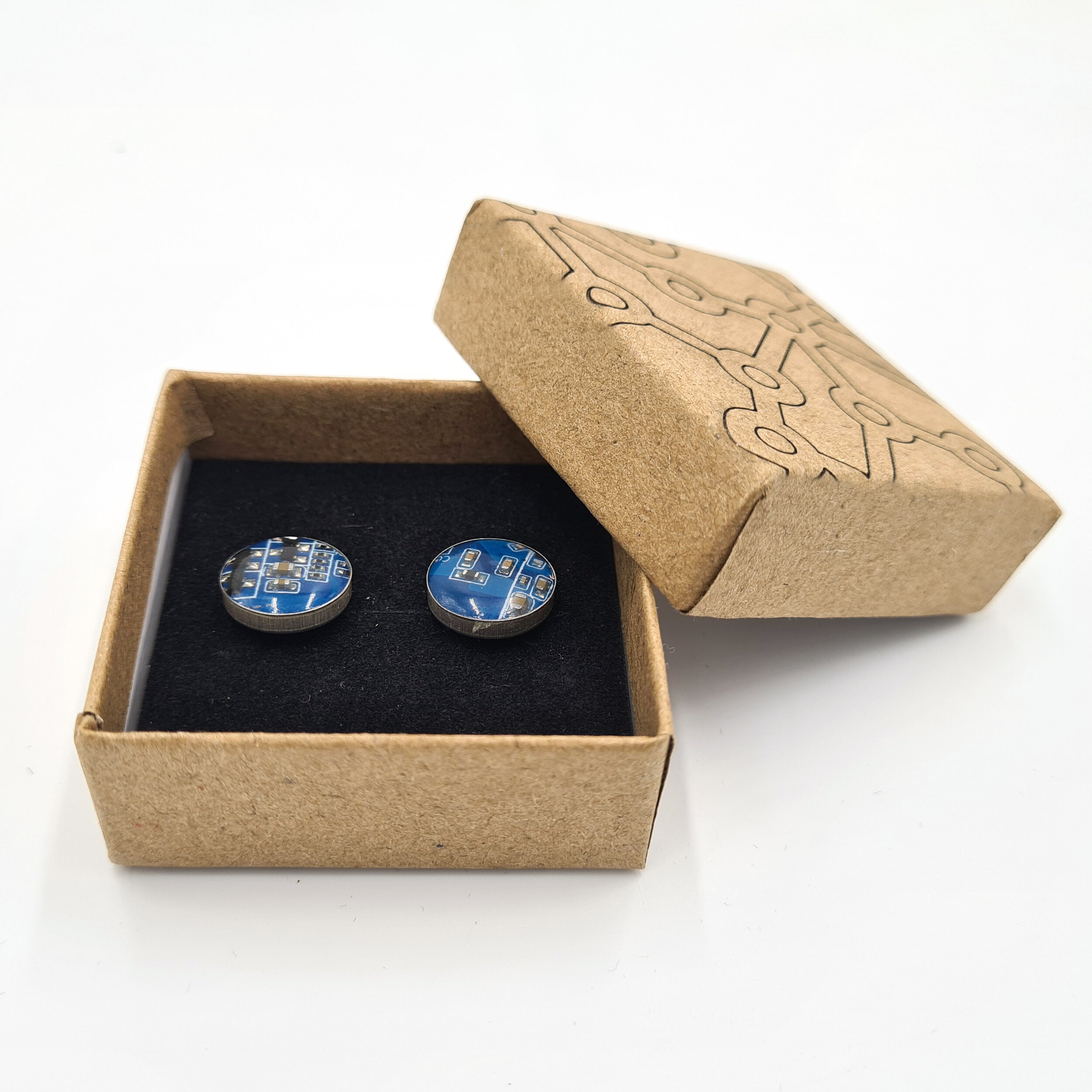 Blue earrings in sustainable box 