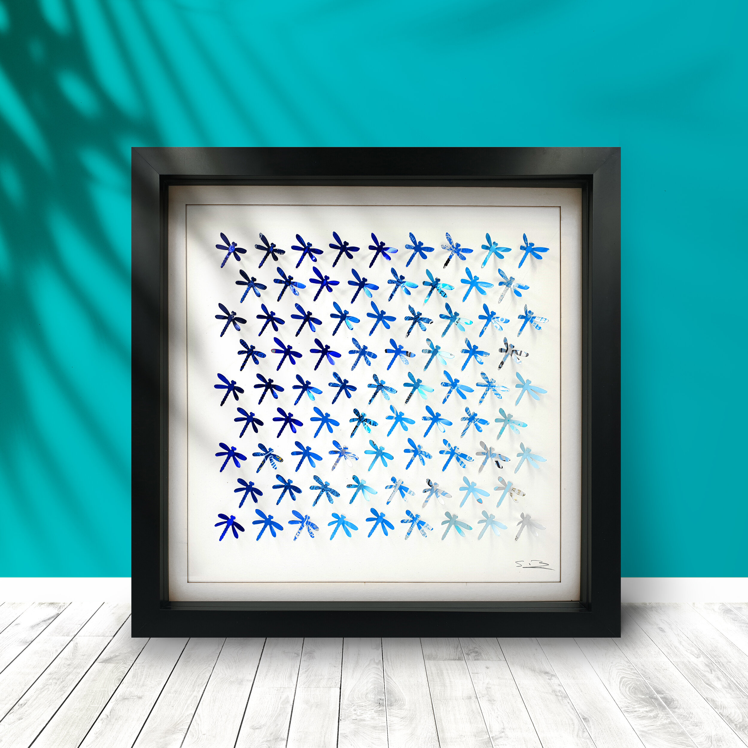 Blue Dragonflies recycled can gradient 