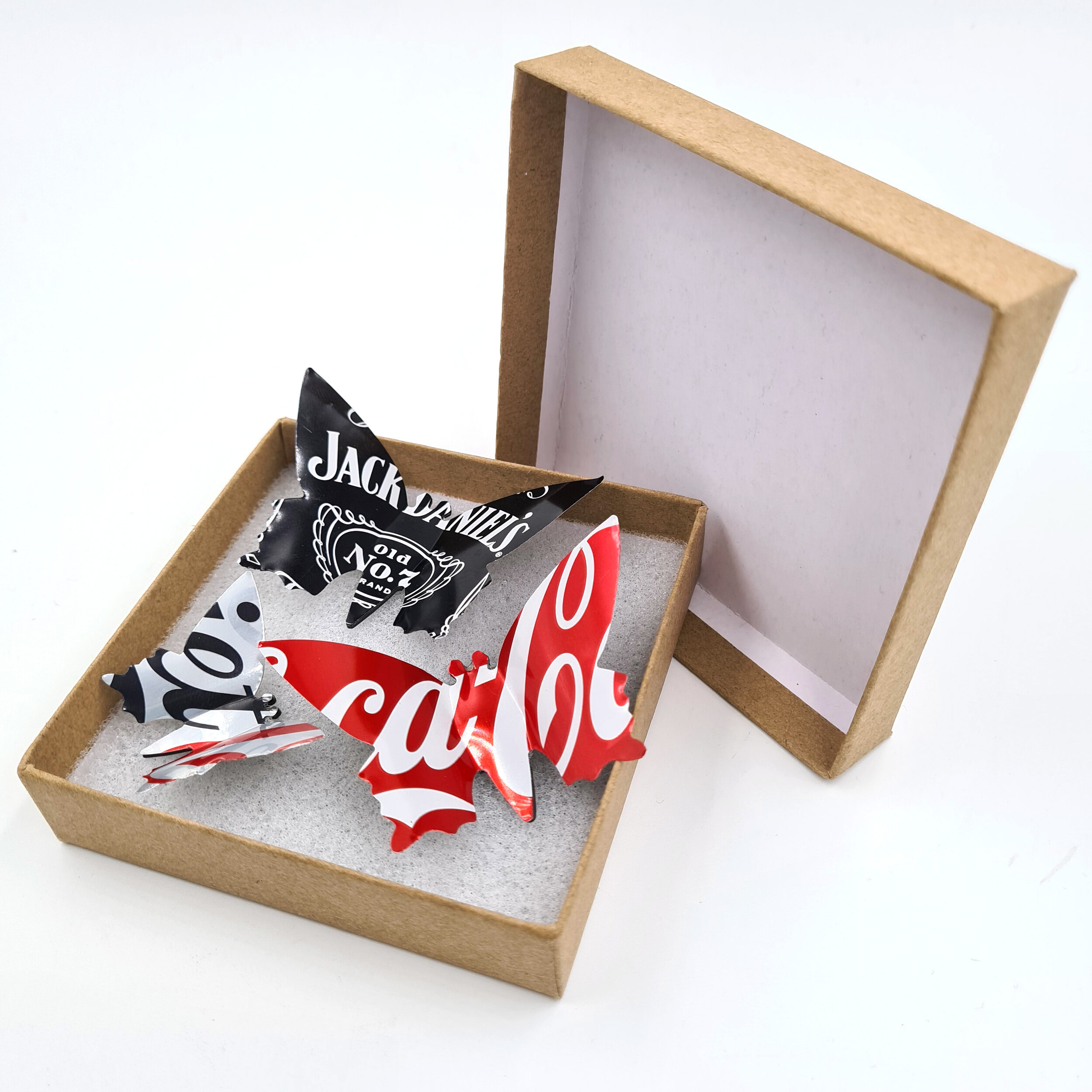 Jack Daniels, Coca-Cola &amp; Diet Coke red black and silver eco Butterfly Can Magnets in box 