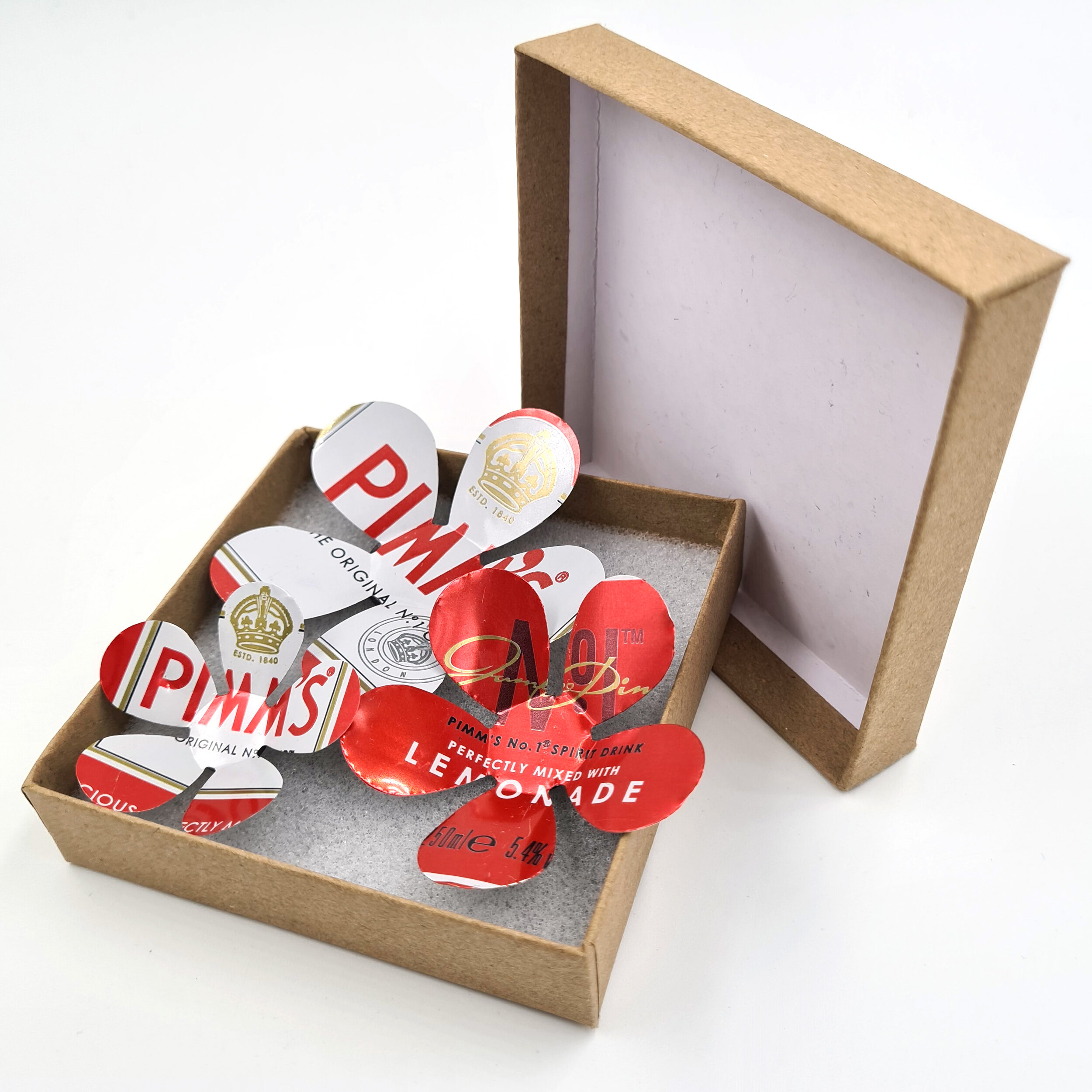 Pimm's red and white sustainable tin Can Flower Magnets 