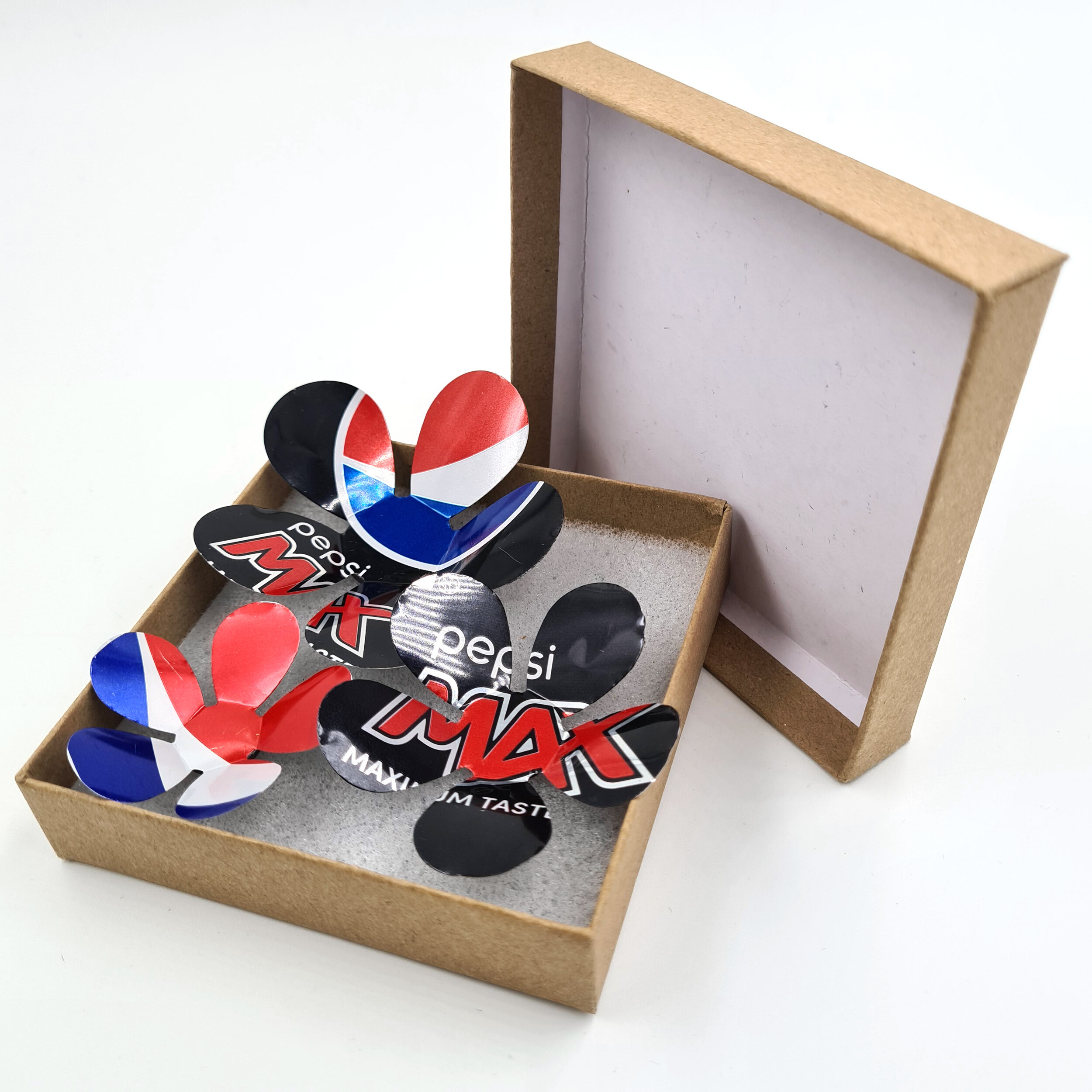 Red and blue creative eco design Pepsi Max Can Flower Magnets in sustainable box 