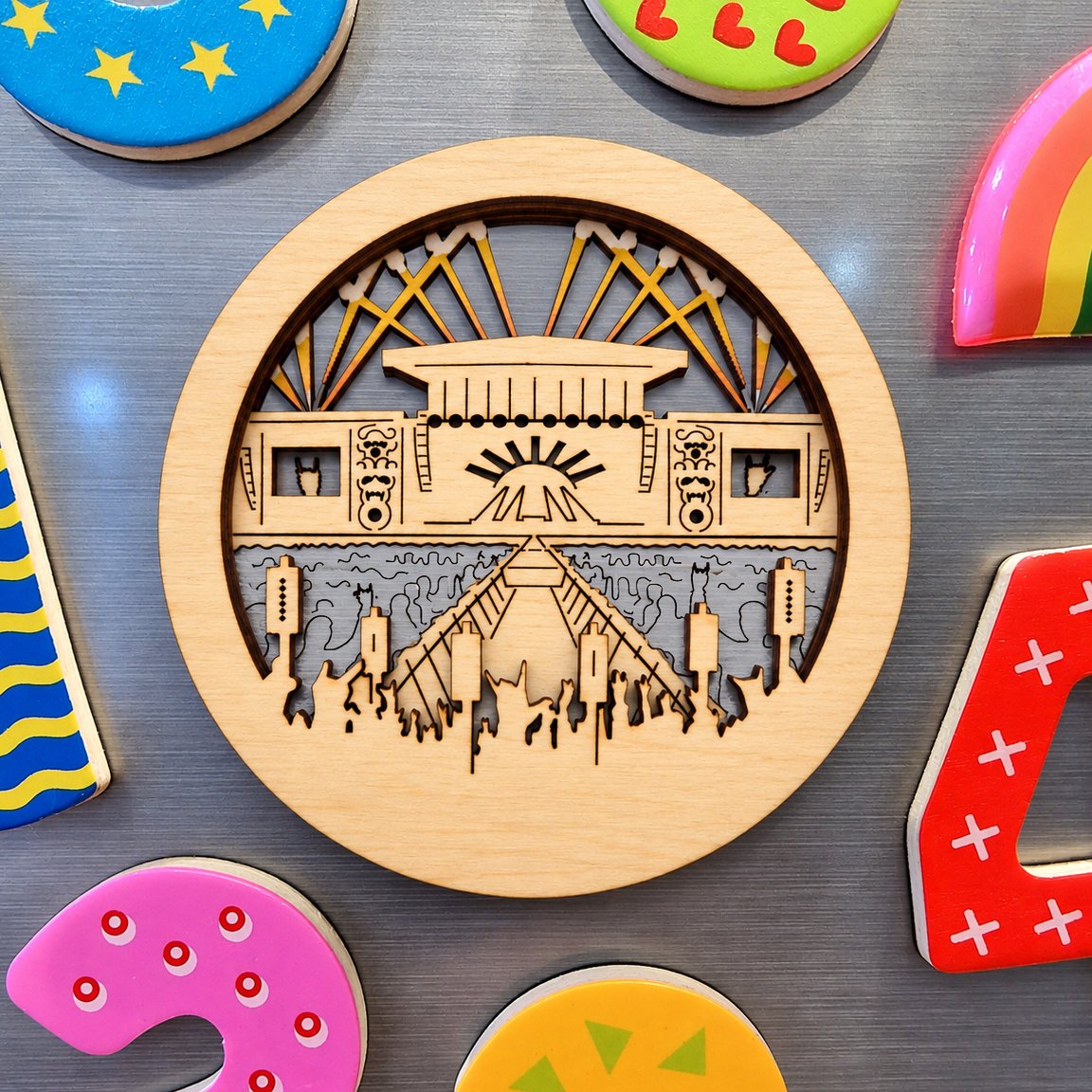 Main Stage Magnet