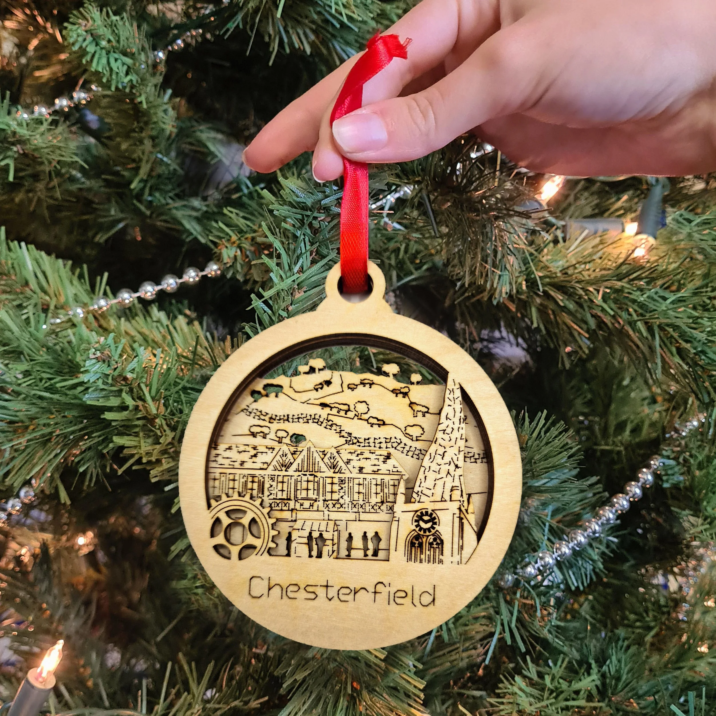 Chesterfield Bauble 3.jpg