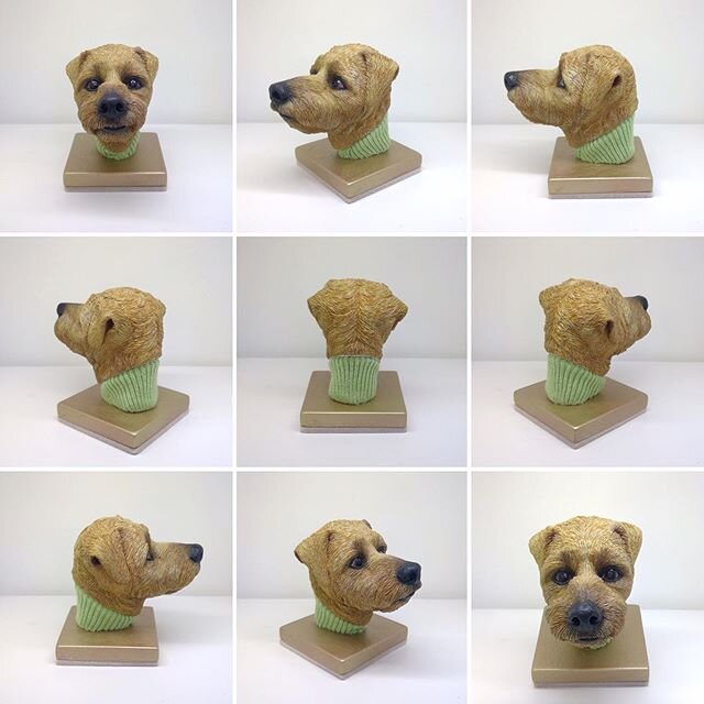 Baxter has his jumper, that will co-ordinate with everything in his new home. It was once the sleeve of his owners jumper. Such a lovely personal addition to the finished piece. 
#terriersofinstagram #dogsculpture #dogportrait #miniature #dogsofinsta