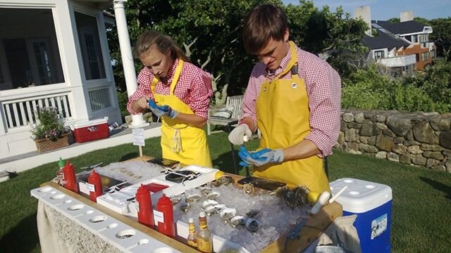 Competitive Shucking requires intense concentration.
#Chatham #capecod #oysters #chathamharvesters #raw bars #events