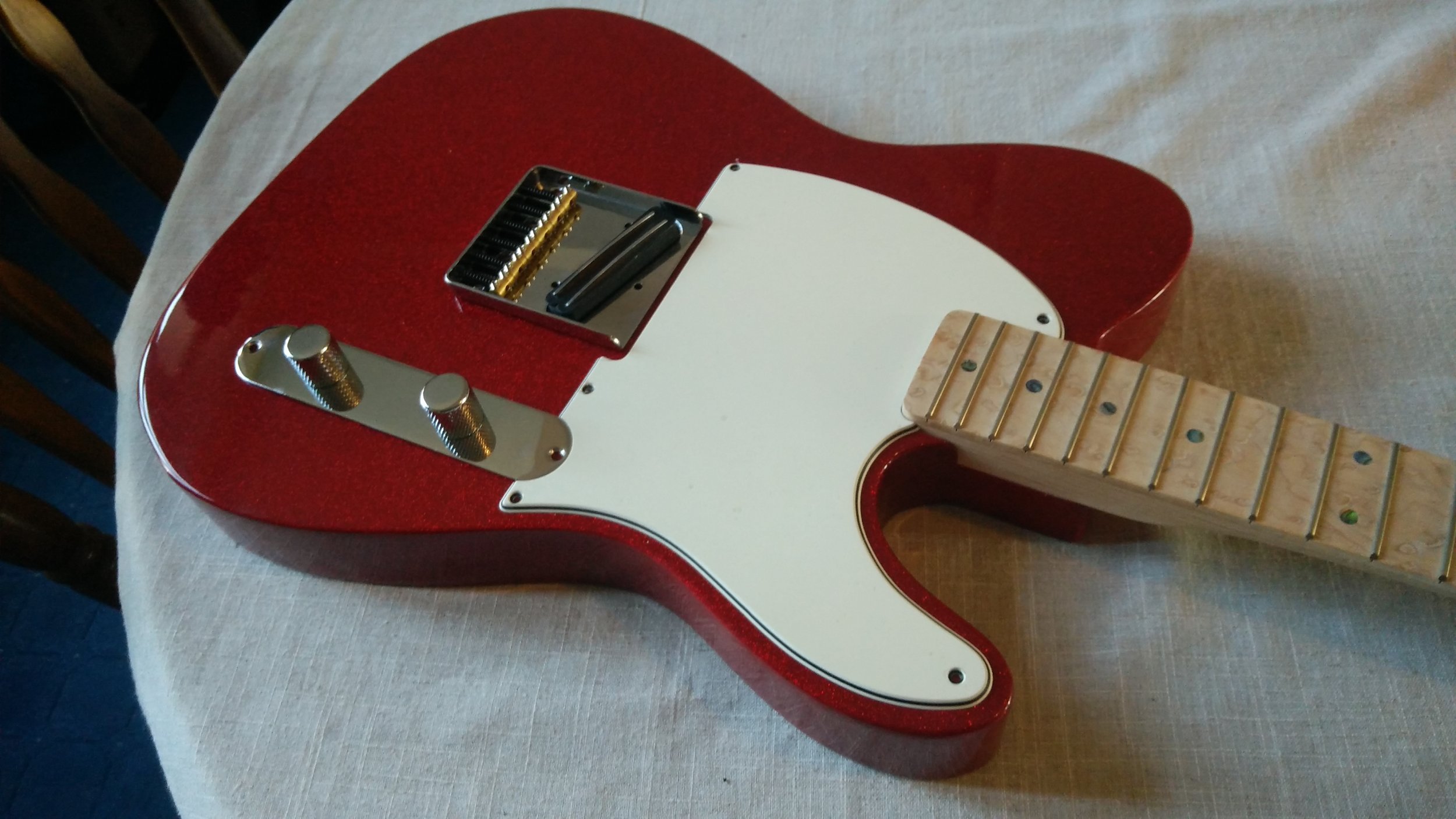 Red Rocker - Sparkle Esquire