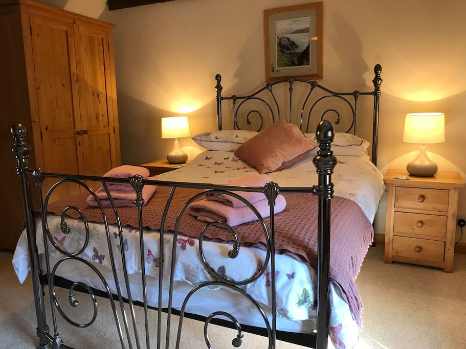Five Star One Bedroom Holiday Cottage Cardigan West Coast Of Wales