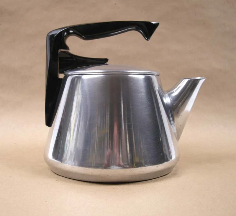 miro2 teapot.jpg
