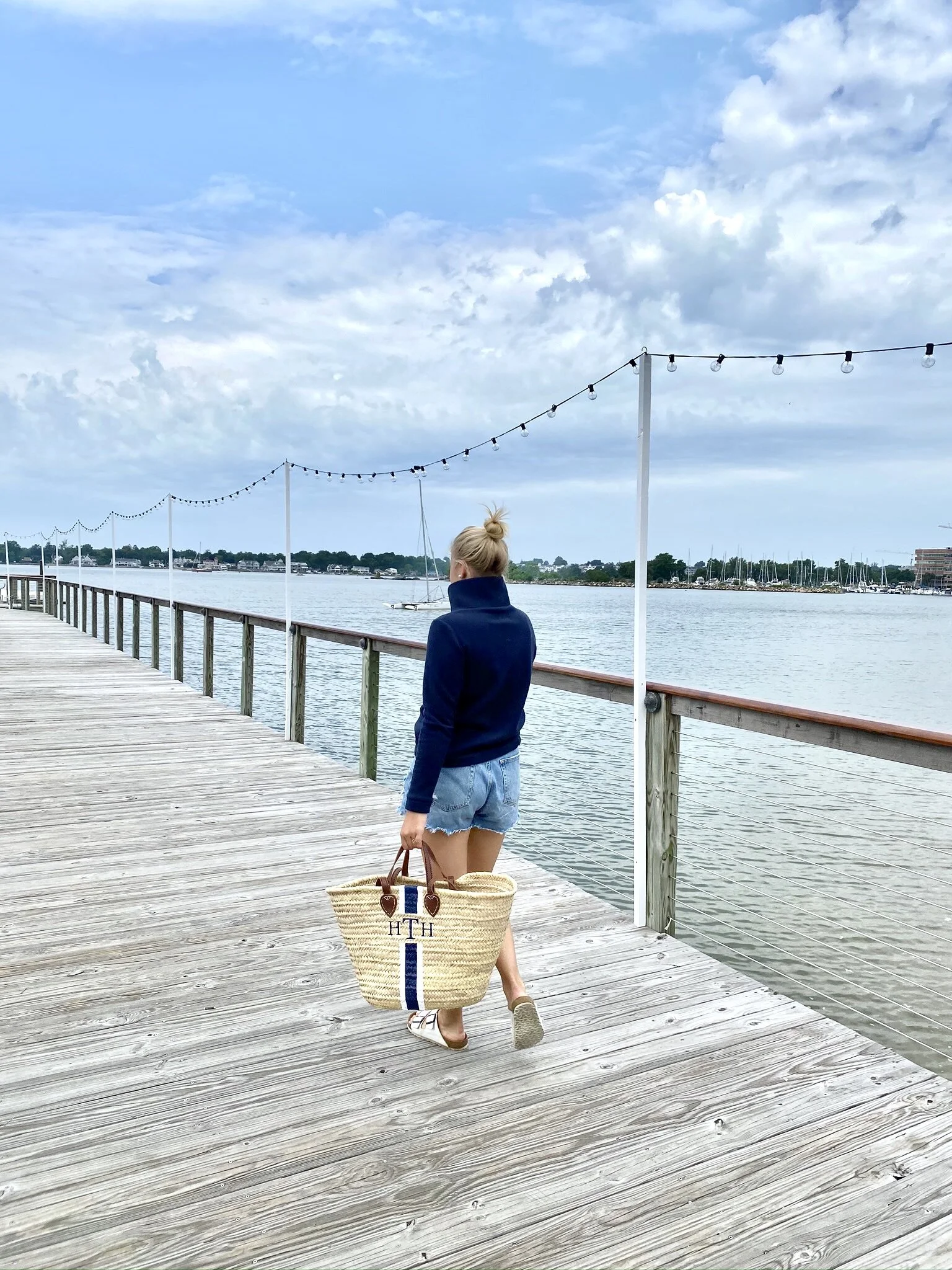 Dudley Stevens Park Slope, Jean Shorts, Birkenstocks, Brecky Tote