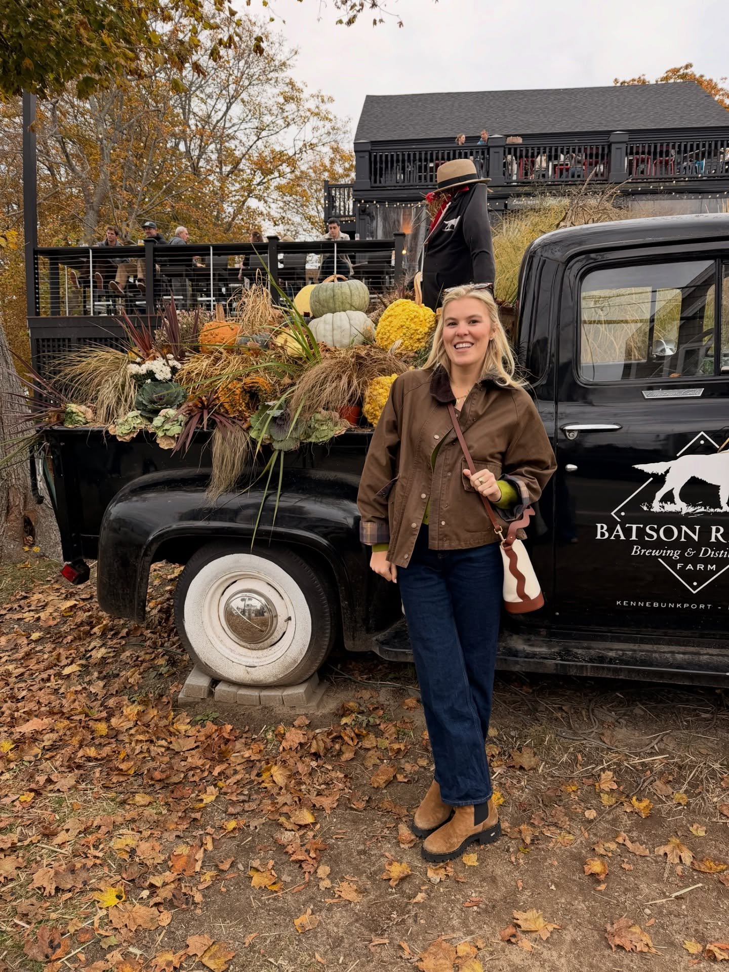 Let&rsquo;s go to Maine 🦞 A good for the soul weekend in Kennebunkport with my best friends from college! Lots of laughs, lobster, and a little too much wine. 

A few favorites from the trip:
A walk on gooch&rsquo;s beach 
The boathouse for lunch an