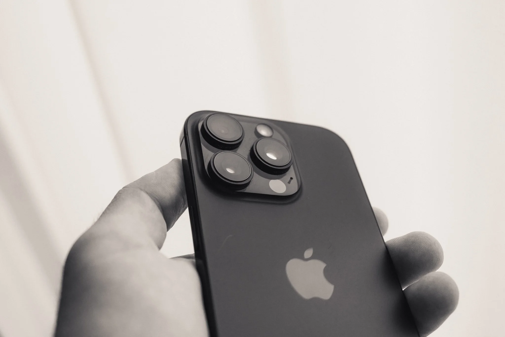 iPhone Photos That Don’t Suck 