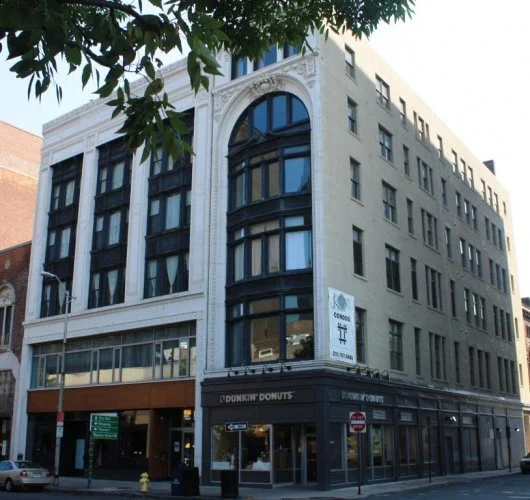 Johnson-Simons Building, 81-83 Church Street, 1875; facade 1914.