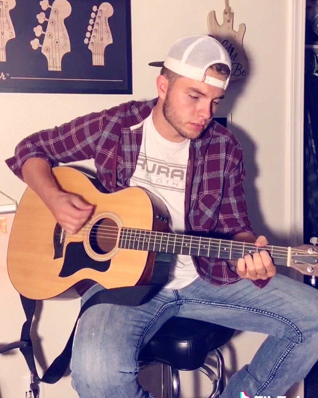 Just doin&rsquo; my thing🎸