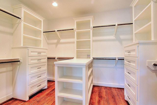A dream of a closet! Take a look at this elegant yet highly functional closet. Finding a balance between practicality and design is of utmost importance to Urban Craftsman. We aim to go above and beyond to please all of our clients. Contact us today 