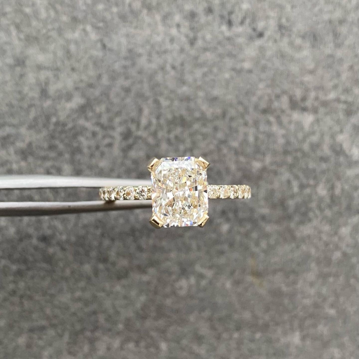 Responsibly sourced GIA certified diamond  Handcrafted in New York
Shape: Radiant
Size: 1.61ct
Color: E Color
Clarity: VS2
&mdash;
🧞&zwj;♂️: @magnoliajewelers
&mdash;
𝐝𝐫𝐞𝐚𝐦 𝐢𝐭. 𝐰𝐞'𝐥𝐥 𝐦𝐚𝐤𝐞 𝐢𝐭.
&mdash;
#custom #custommade #customcraft
