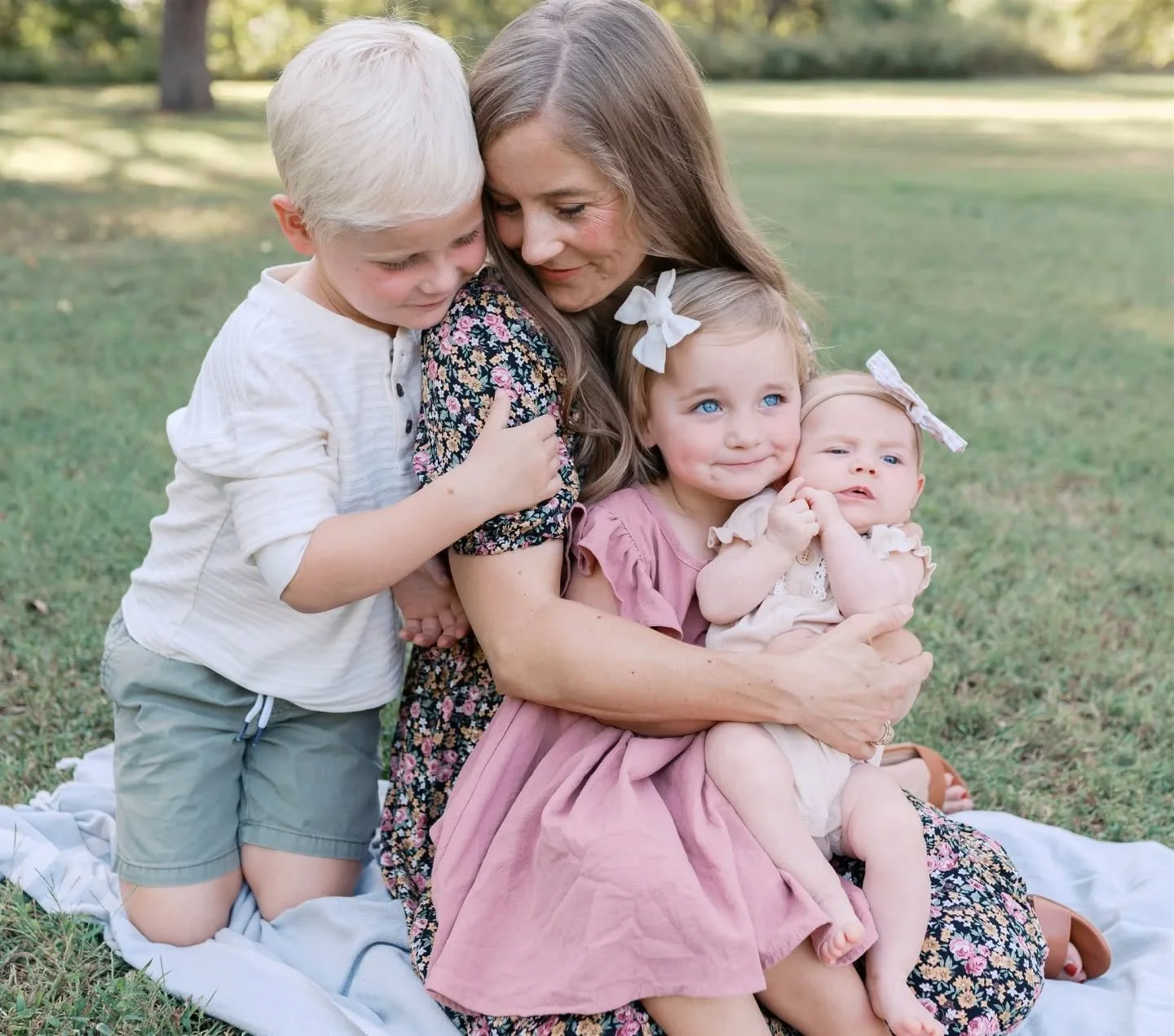 The rain today is keeping me from shooting more fall photos, but so far my sessions have been SO FUN! Y'all are killing it with your outfits, great attitudes, and willingness to play during our sessions. Can't wait to see everyone for the next few mi