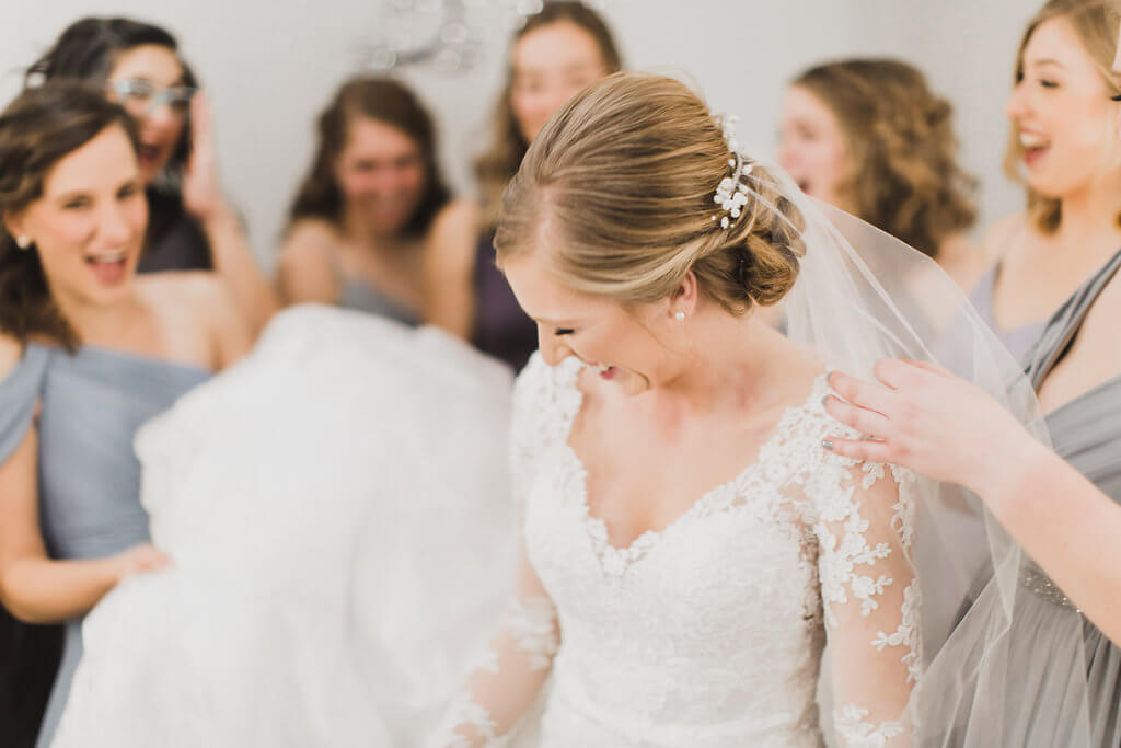 Bekah + Sam -- Claire Murray Photography -- Glenhaven Fab Wedding venue in Minnesota -- winter wedding41.jpg