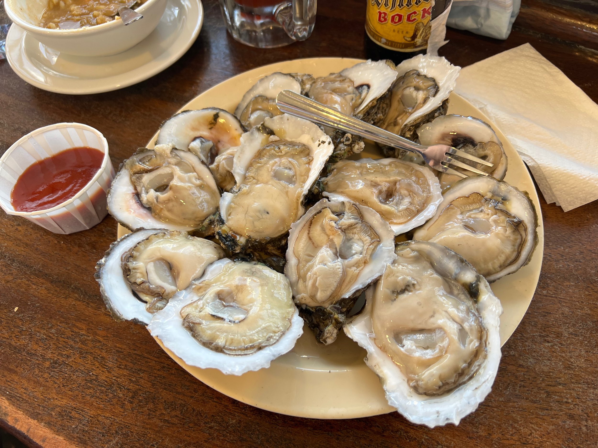 Captain Tom's - Texas-sized oysters 