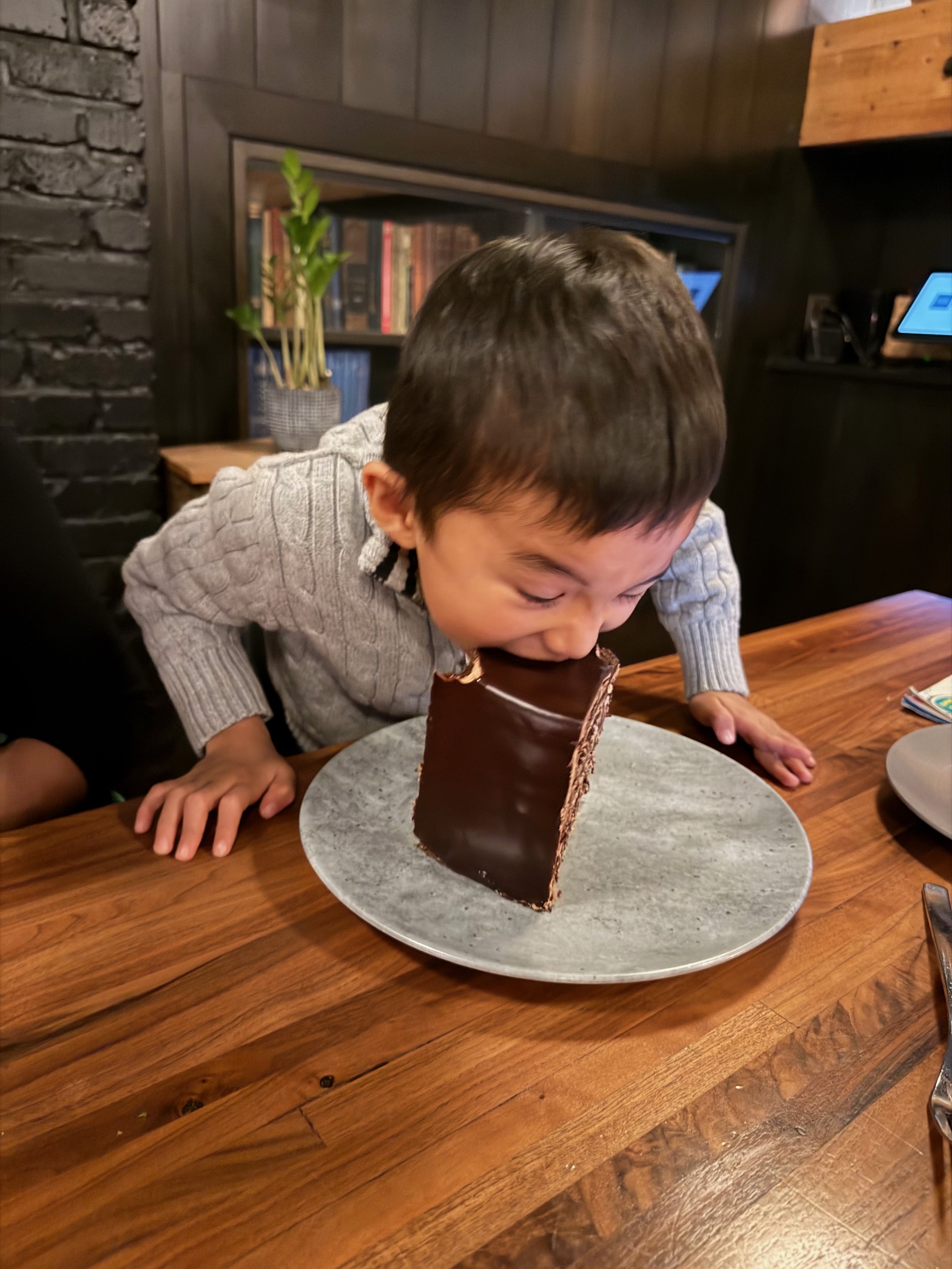 Charles's Eating Style