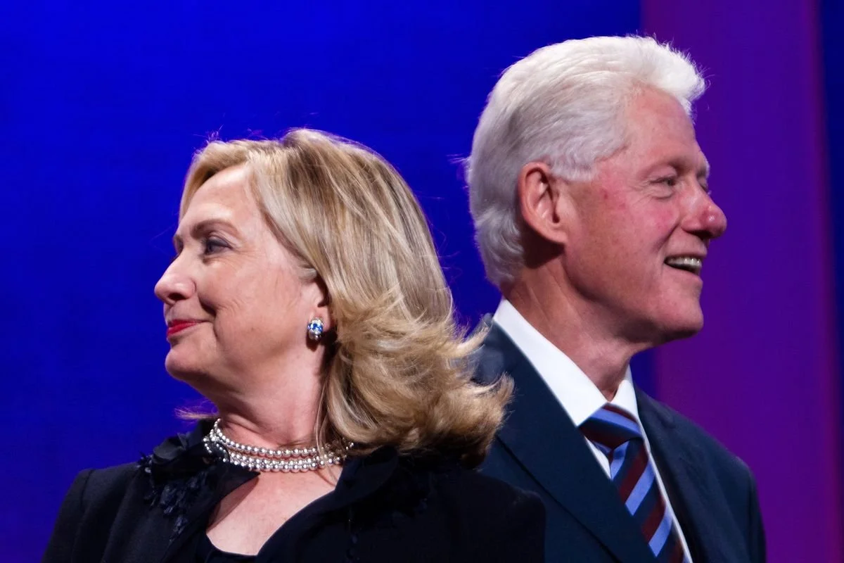 Podcast Episode | The Clinton Body Count conspiracy theory, blind items, and more