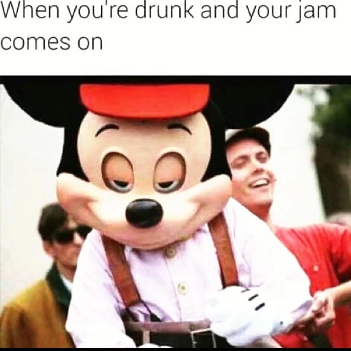 Spot on. It's Saturday!! Open tonight (& every Sat) @ 8pm - $5 & your first drink or shot is on us!) Moose members receive a drink special every night we're open!
Follow us for the latest updates and specials!
Always 21+
#staythirsty