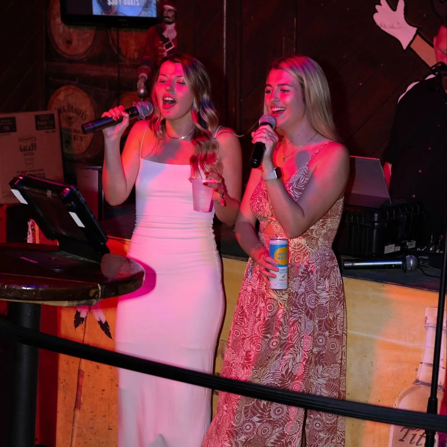 It's Monday! Bulls is open tonight (&amp; every Monday) at 8pm with No Cover &amp; Karaoke! 🎤 Come sing it loud &amp; get $$ off your drinks for each song! 🍹🎶 Moose members always drink free! 🙌⁠
⁠
Follow us for the latest updates and specials!!⁠

